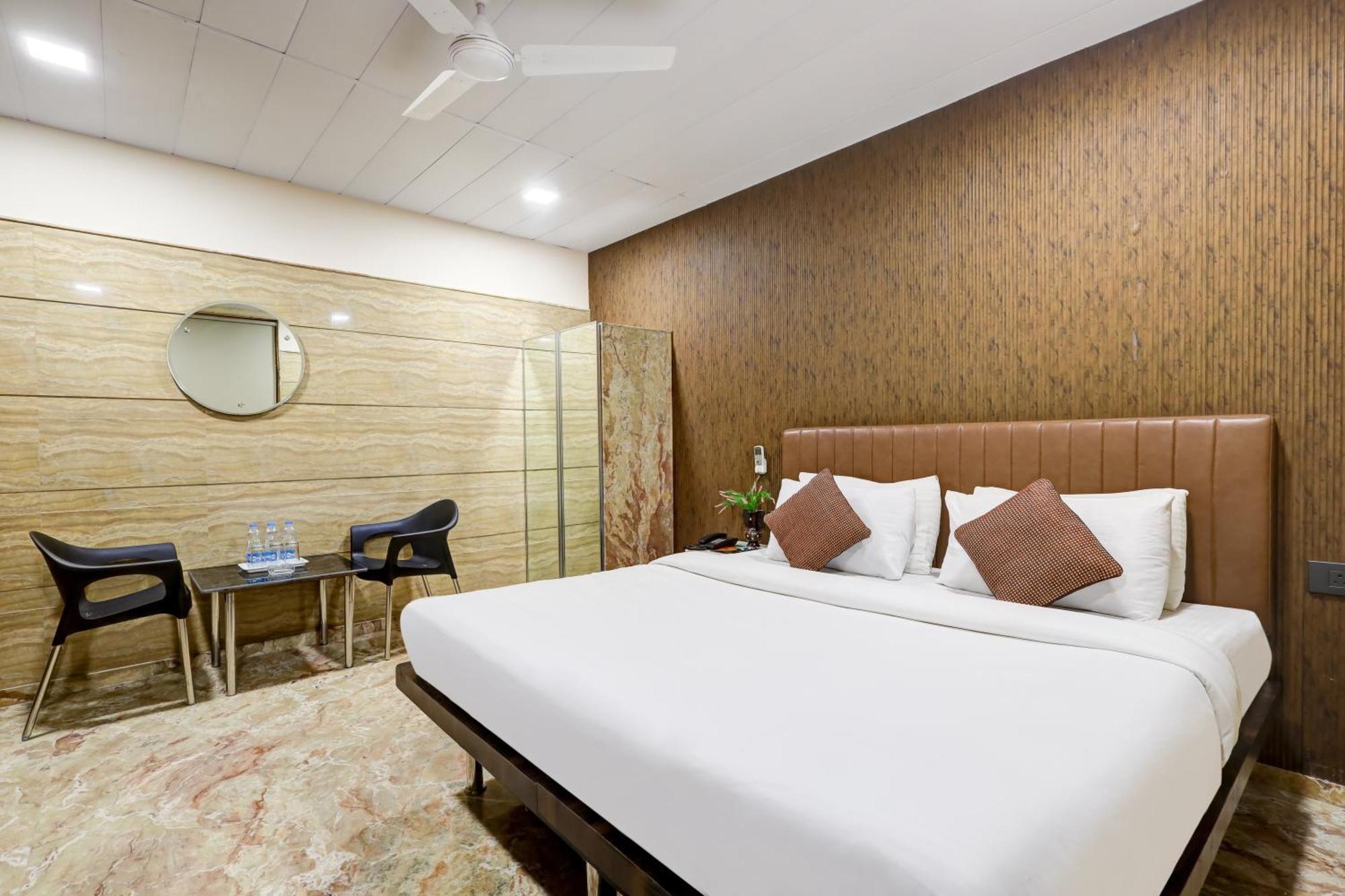 Hotel Singh Palace Delhi  Ngoại thất bức ảnh