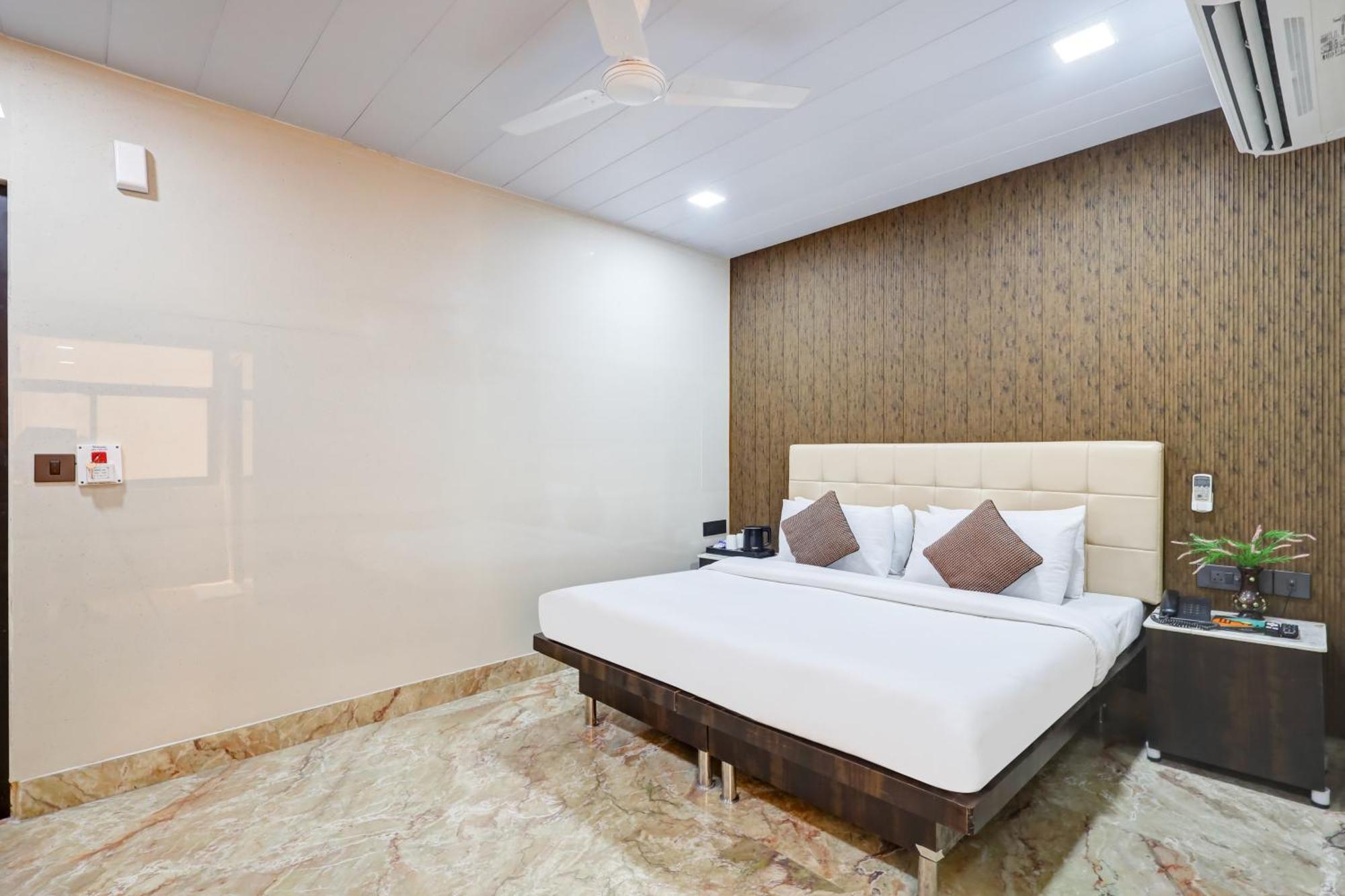 Hotel Singh Palace Delhi  Ngoại thất bức ảnh
