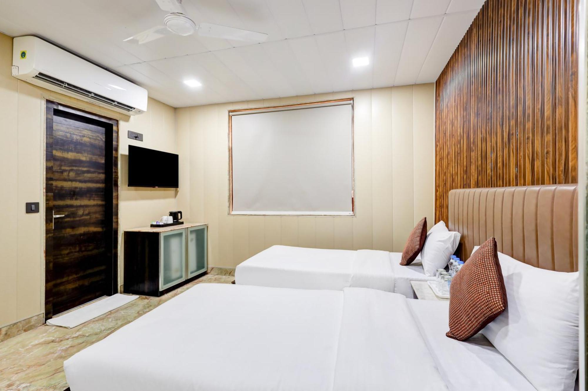 Hotel Singh Palace Delhi  Ngoại thất bức ảnh
