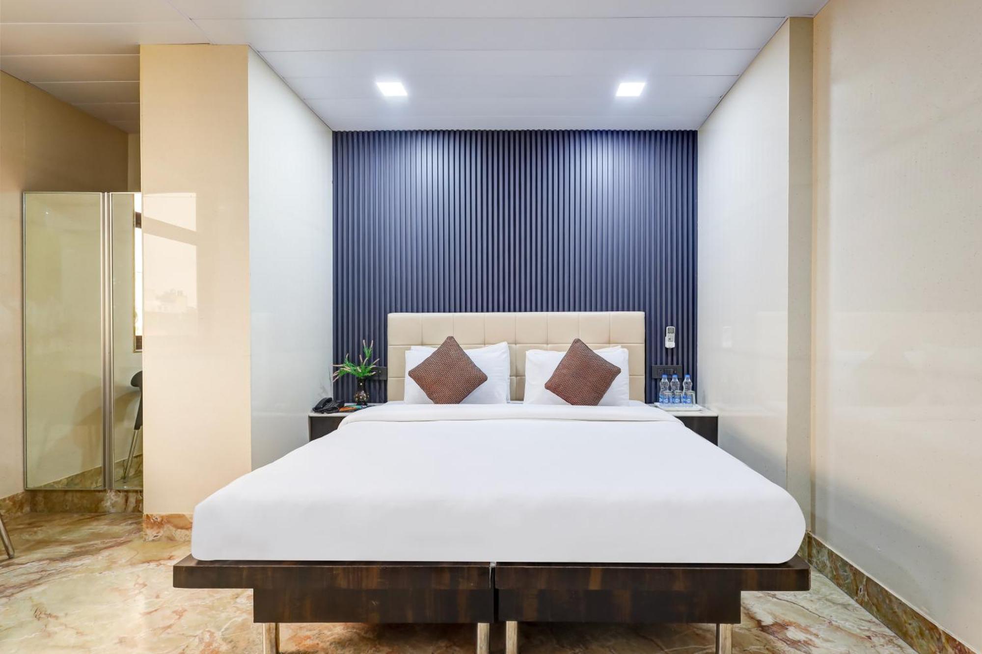 Hotel Singh Palace Delhi  Ngoại thất bức ảnh