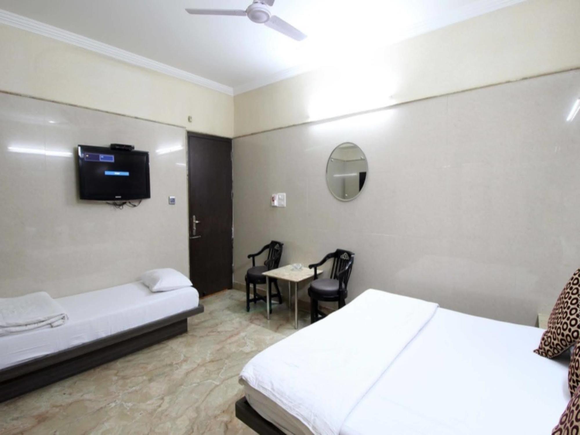 Hotel Singh Palace Delhi  Ngoại thất bức ảnh